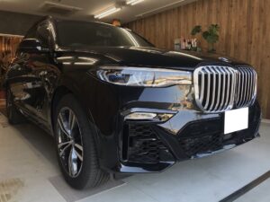 BMW X7にドライブレコーダー、レーザー&レーダー探知機 | COLORS｜静岡